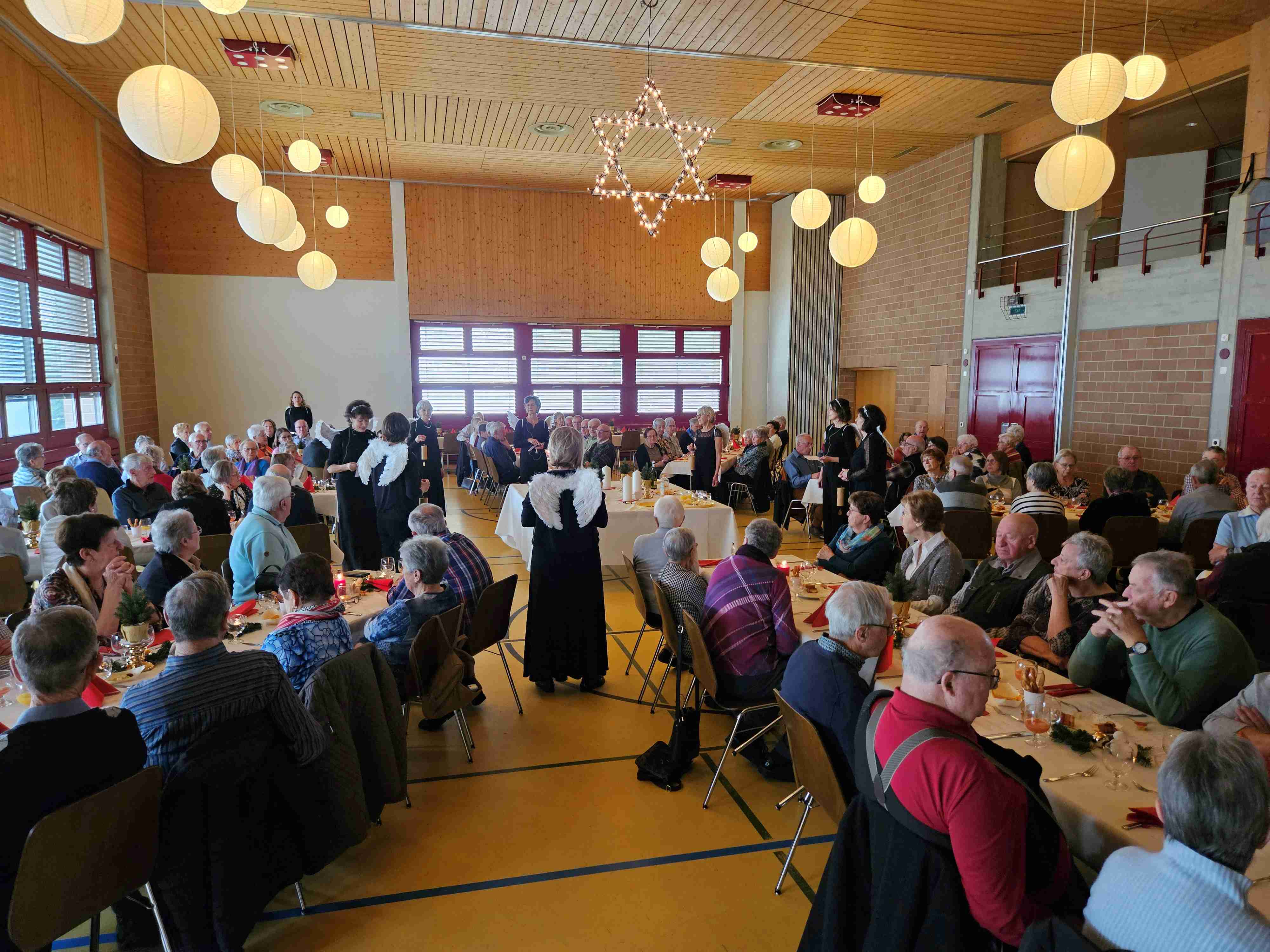 Wenn Engel Botschaften flüstern - ein himmlischer Weihnachtsnachmittag